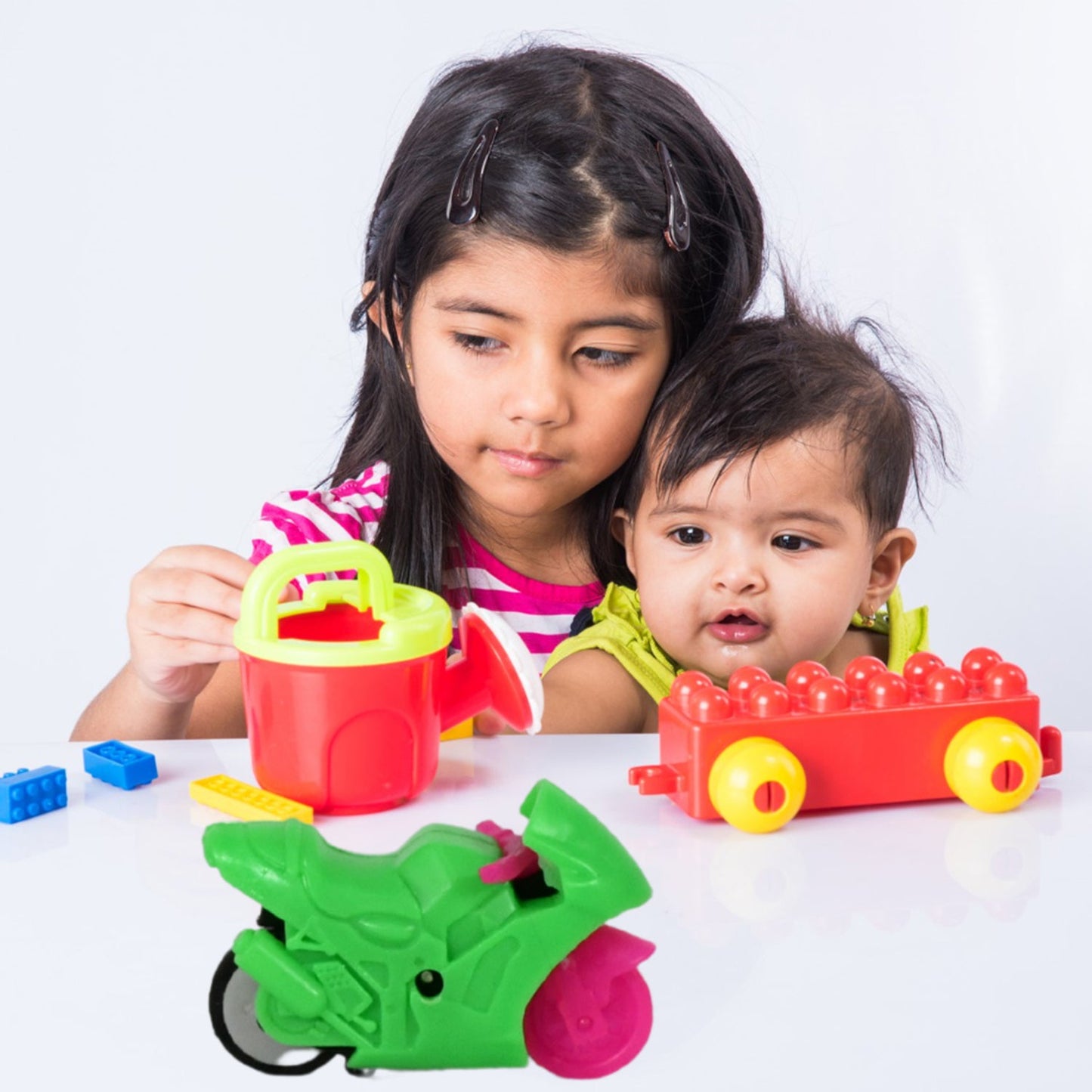 Pull Back Motorcycle Toys โ Mini Motorcycles for Kids Ages 3โ8 (30 Pcs Set)